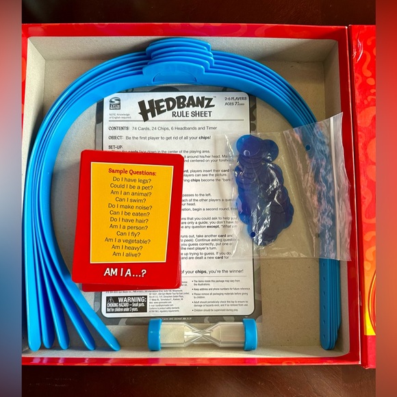 Hedbanz Game - Picture 3 of 5